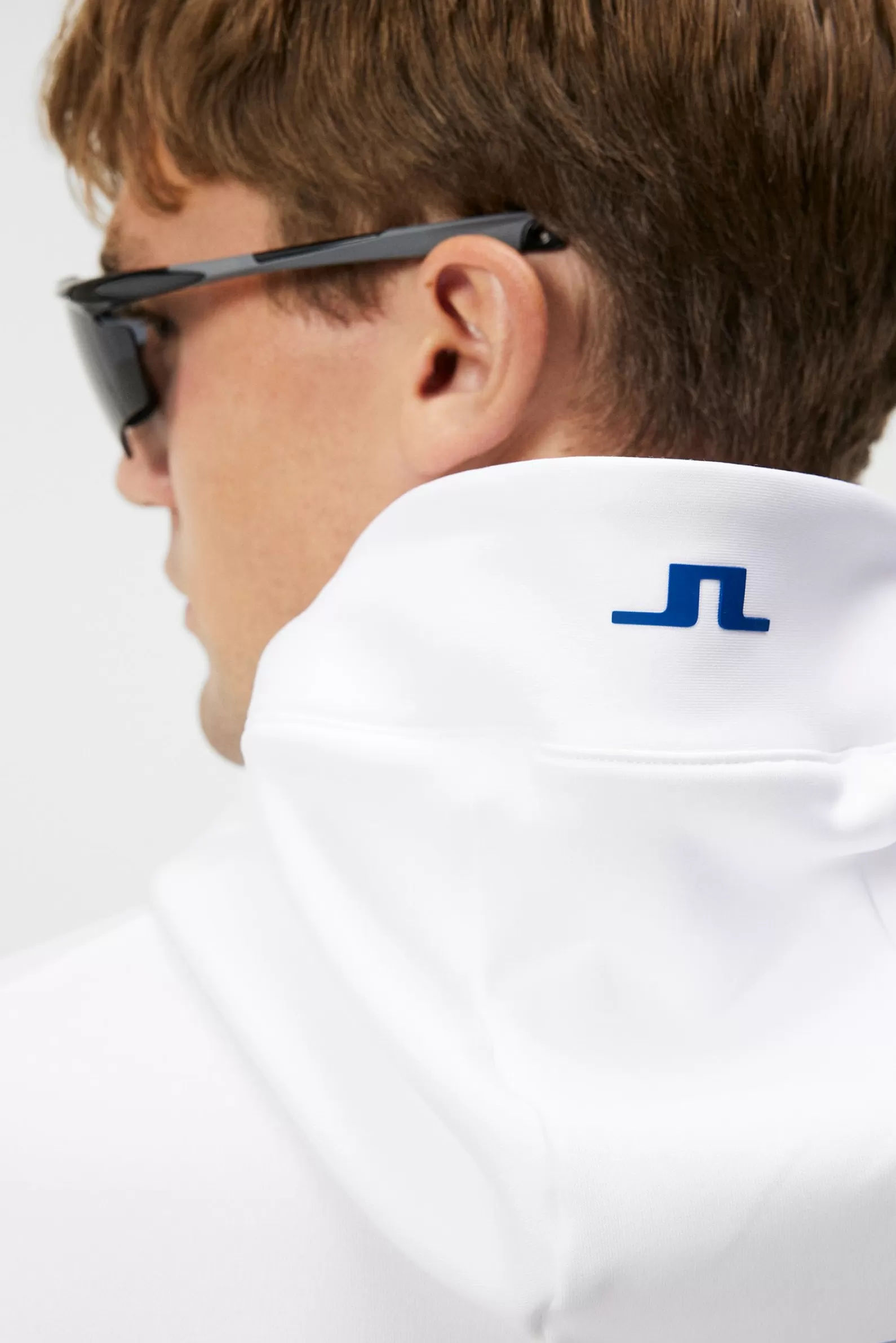 J.Lindeberg Aerial Quarter Hood White*MÄN Hoodies