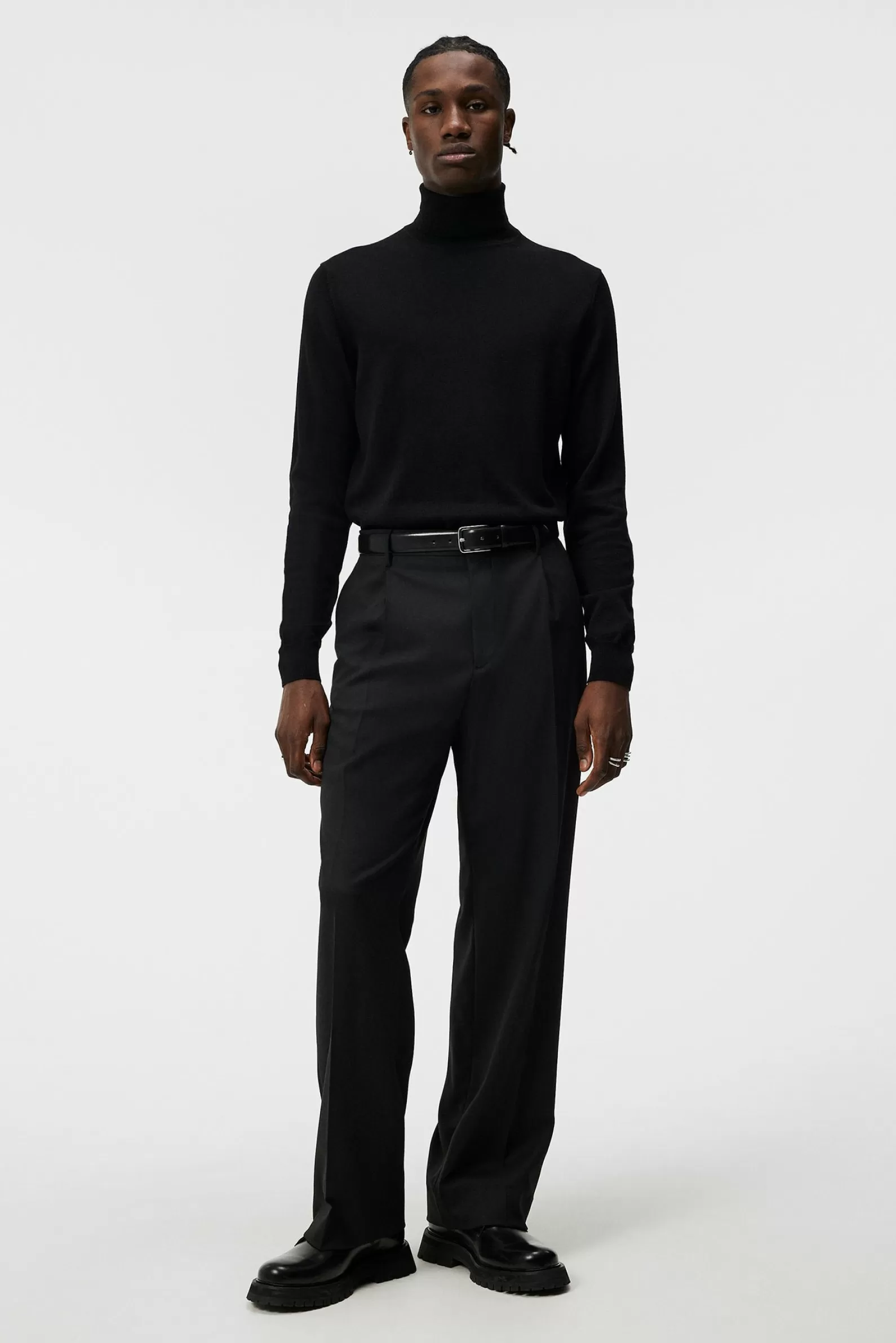 J.Lindeberg Haij Twill Pleated Pants Black*MÄN Byxor | Skräddarsydda byxor