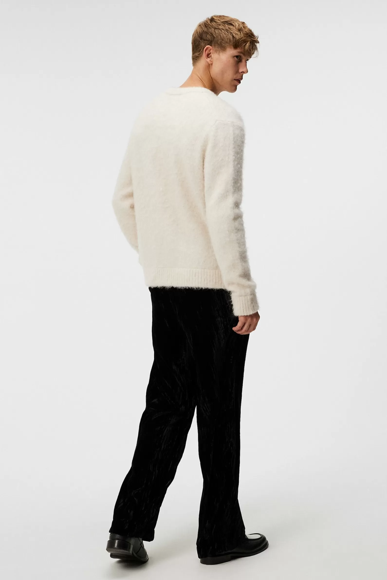 J.Lindeberg Harold Hairy Knit Crew Cloud White*MÄN Stickat