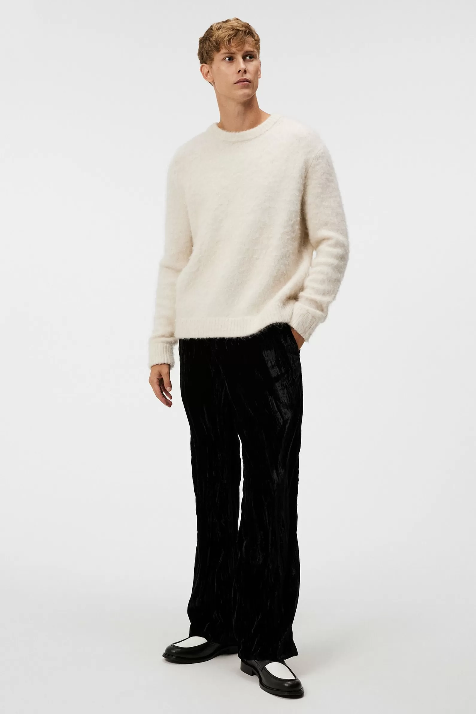 J.Lindeberg Harold Hairy Knit Crew Cloud White*MÄN Stickat