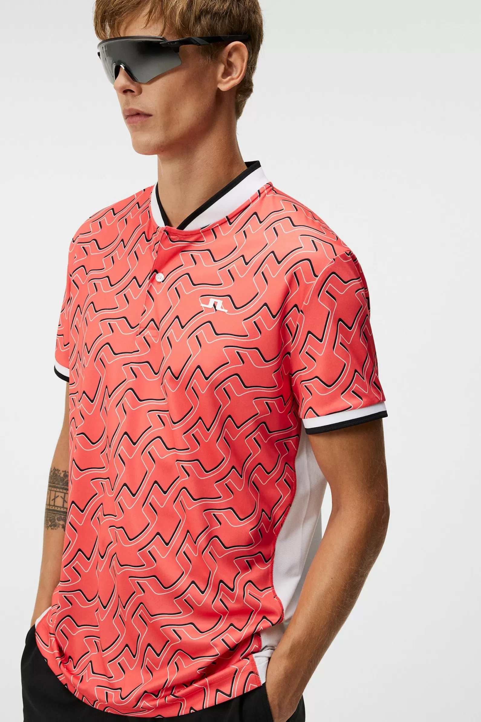 J.Lindeberg Jensen Print Reg Fit Polo Outline Bridge Wave Coral*MÄN Polotröjor