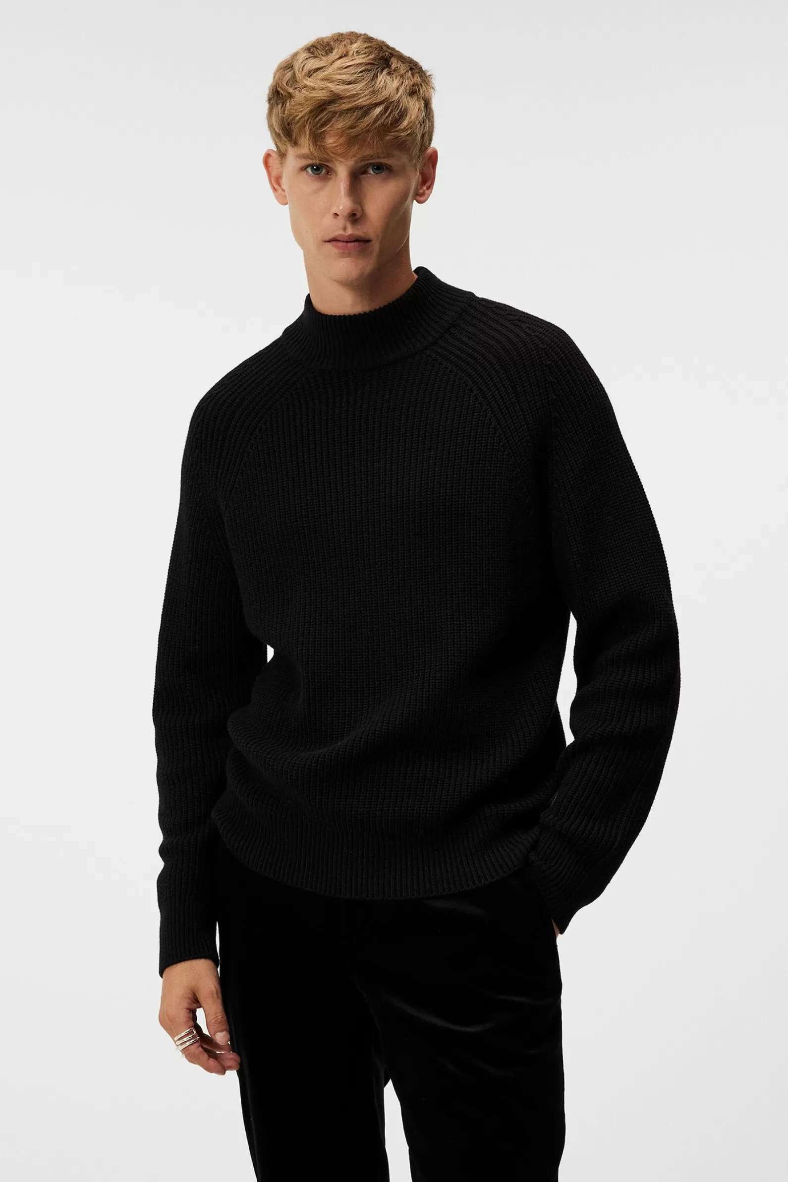 J.Lindeberg Kylan Mock Neck Sweater Black*MÄN Stickat