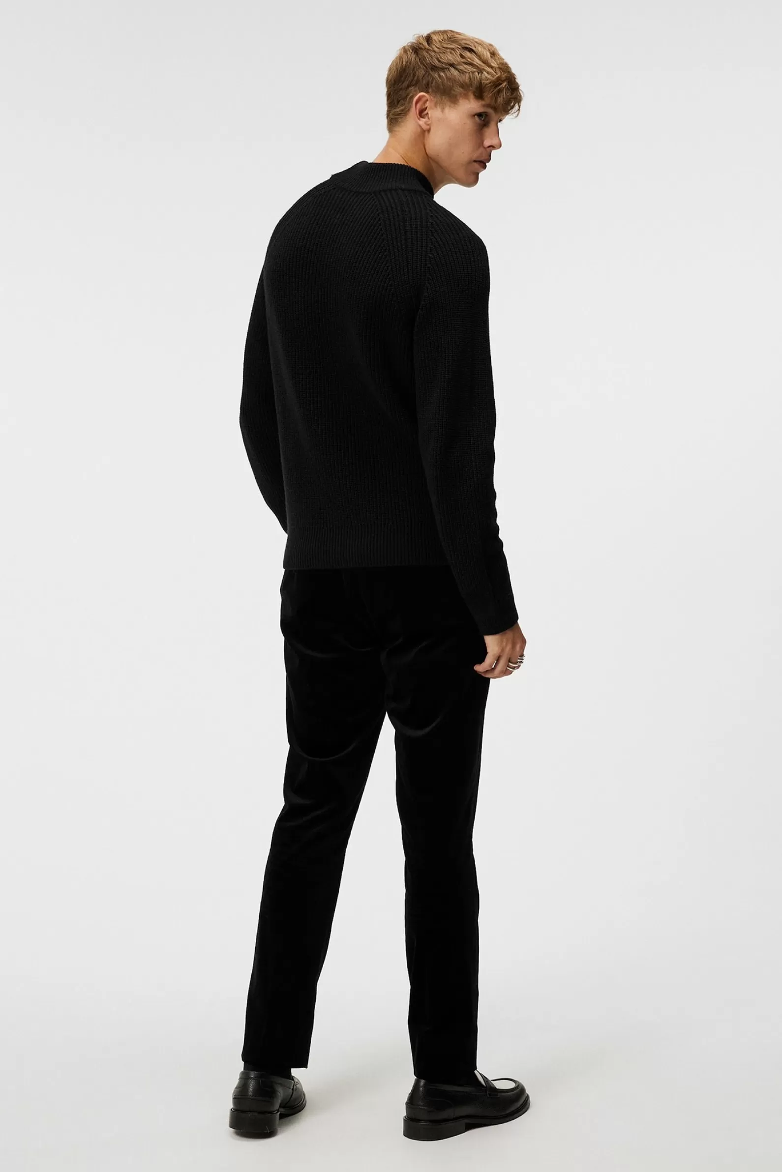 J.Lindeberg Kylan Mock Neck Sweater Black*MÄN Stickat