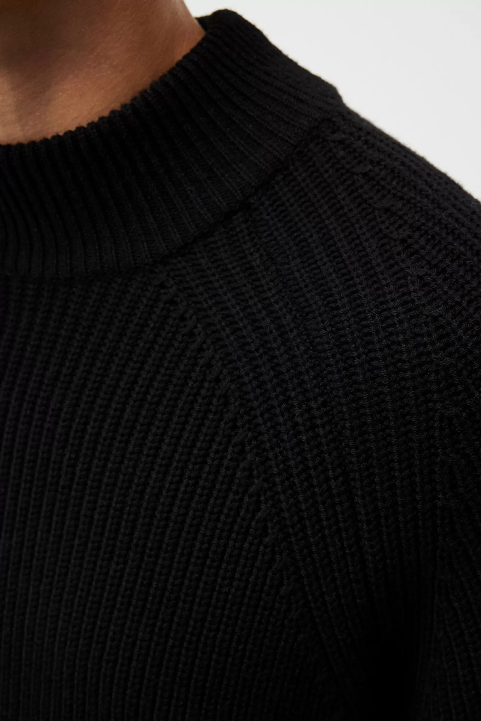 J.Lindeberg Kylan Mock Neck Sweater Black*MÄN Stickat