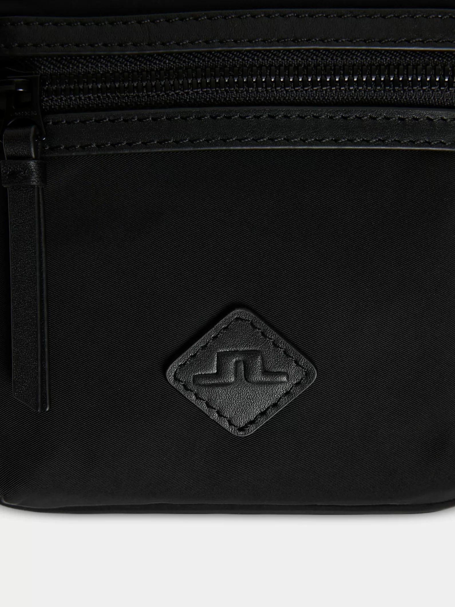 J.Lindeberg Small Crossbody Bag Black*KVINNOR | MÄN Påsar