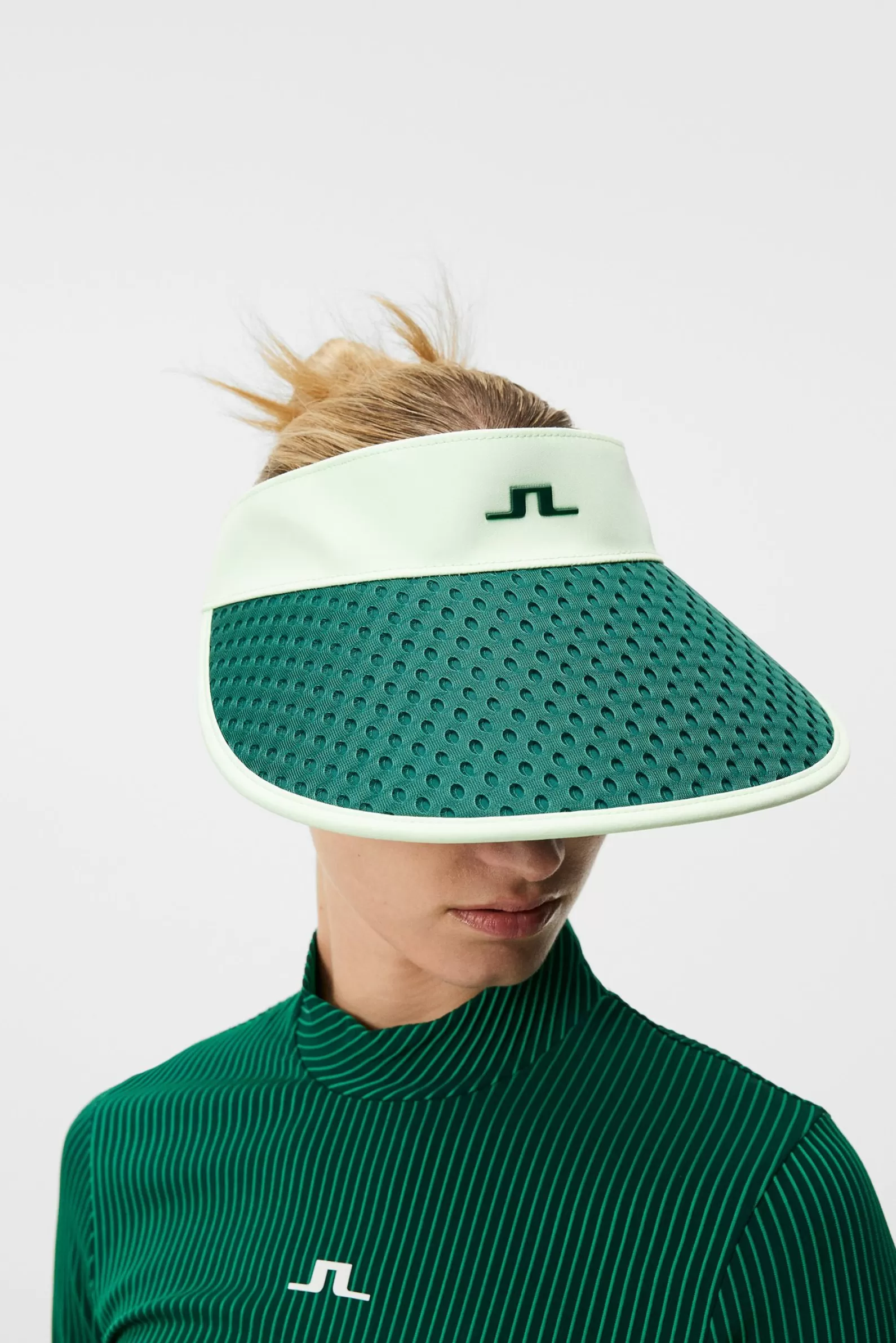 J.Lindeberg Vera Big Visor Rain Forest*KVINNOR Kepsar